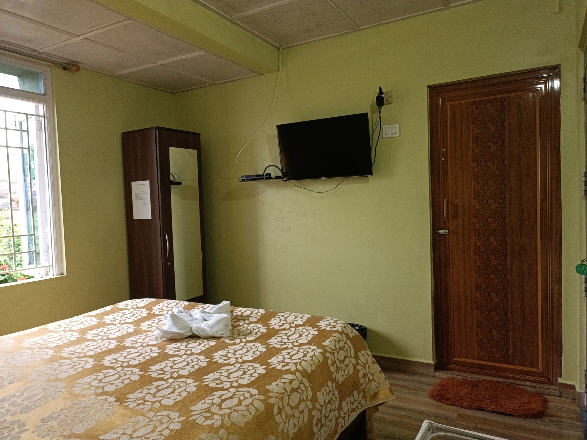 Couples Room - Image 4